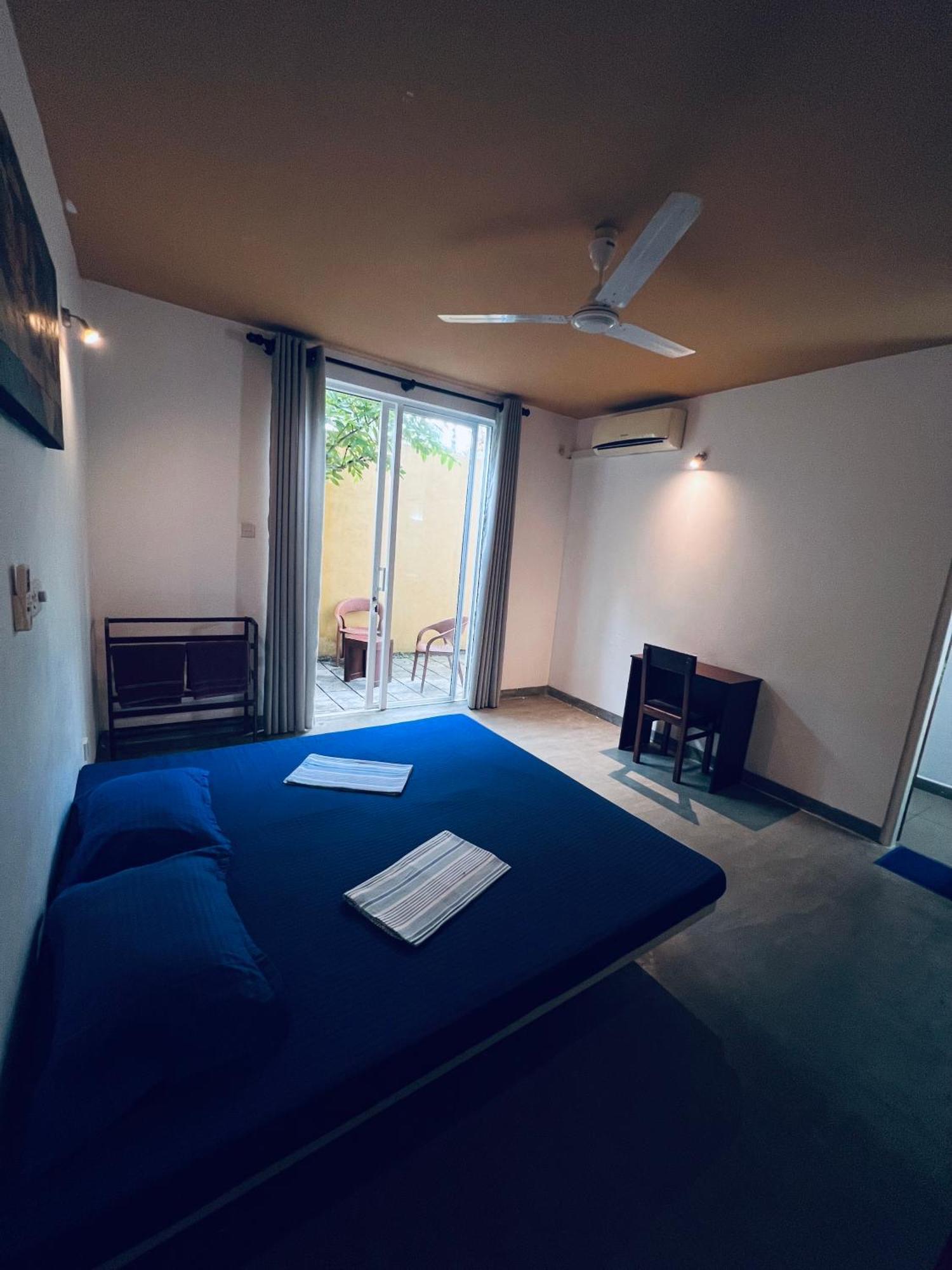 The Hostel Мириса Екстериор снимка